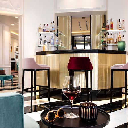 Hotel Bourgogne & Montana Париж Екстериор снимка