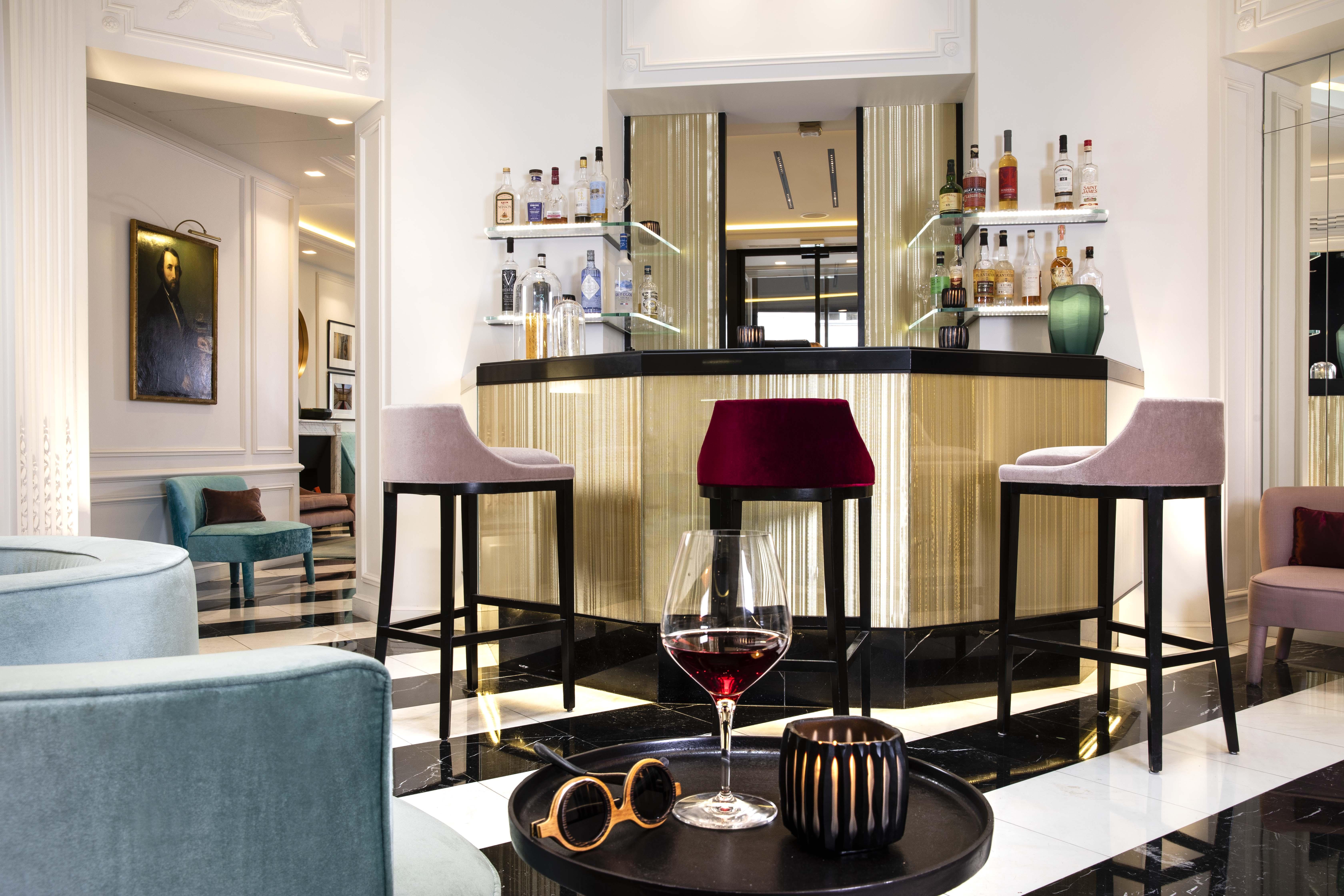 Hotel Bourgogne & Montana Париж Екстериор снимка