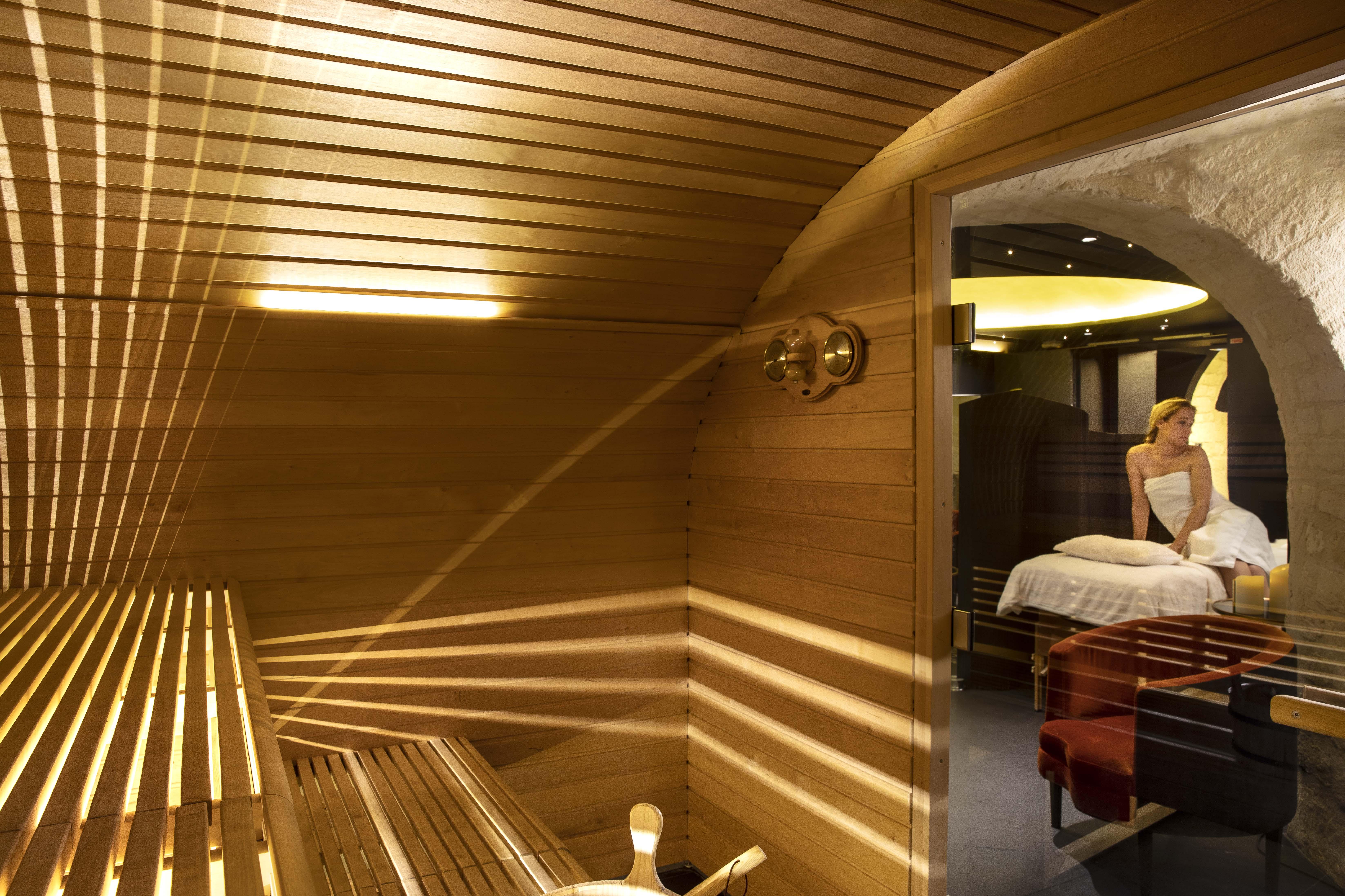 Hotel Bourgogne & Montana Париж Екстериор снимка