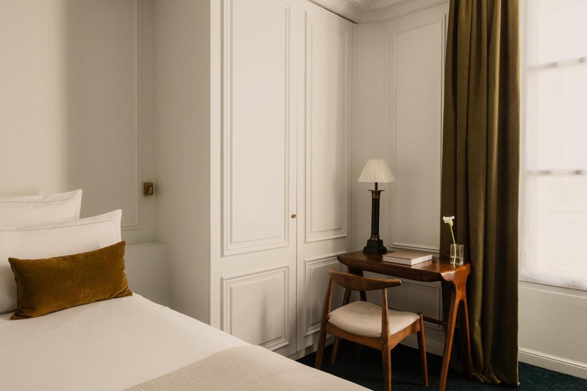 Hotel Bourgogne & Montana Париж Екстериор снимка