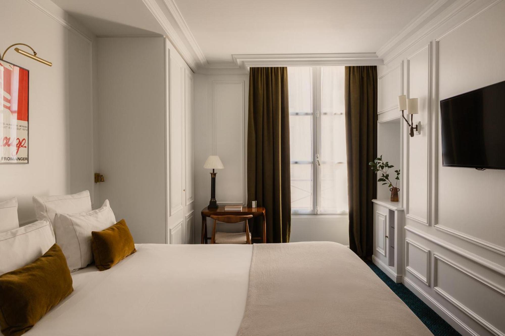 Hotel Bourgogne & Montana Париж Екстериор снимка