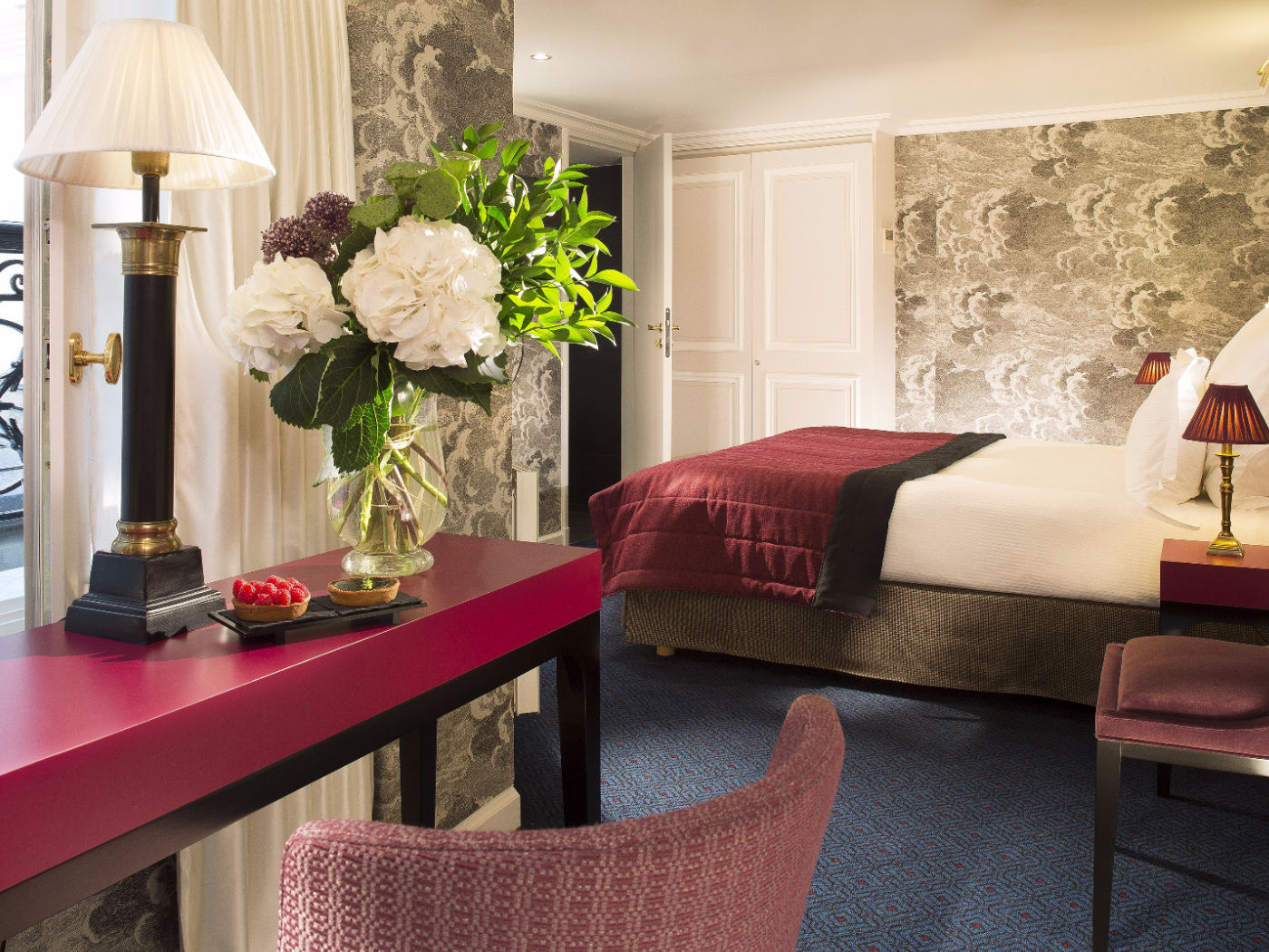 Hotel Bourgogne & Montana Париж Екстериор снимка